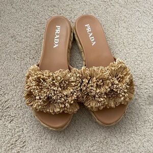 Round open toe
